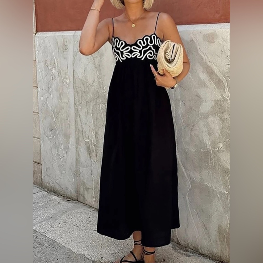 Black‎ and White cotton embroidered Maxi Dress Commense small